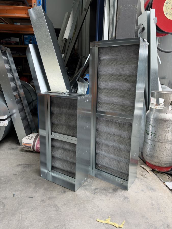 Galvanised filter boxes with filter media